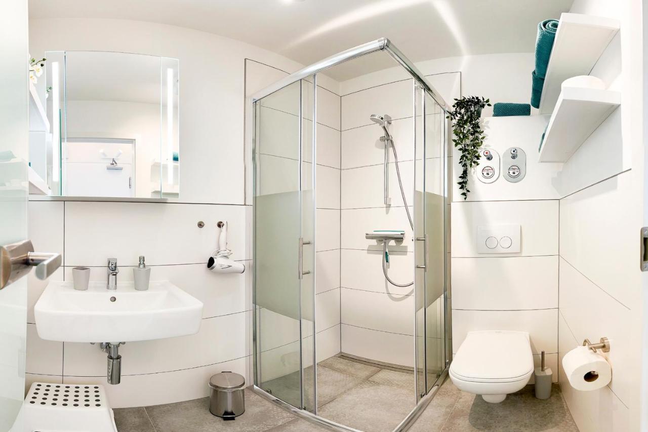 Fewo1846 Strandresidenz Wassersleben - Ostseenest - Modernes Studioapartment Mit Balkon Am Strand 哈里斯莱 外观 照片